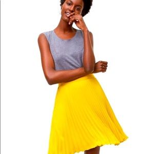 LOFT pleated yellow skirt 00 Petite
